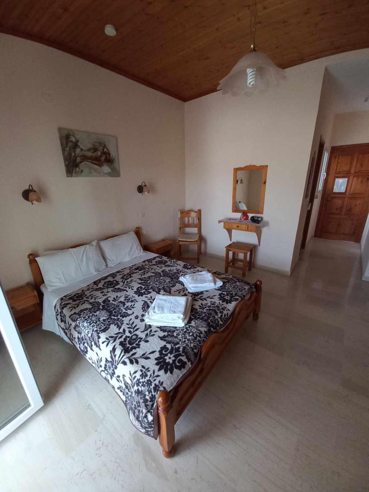 Oneiro House Kassiopi
