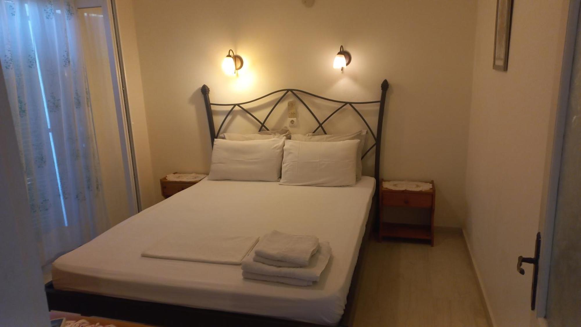 Oneiro House